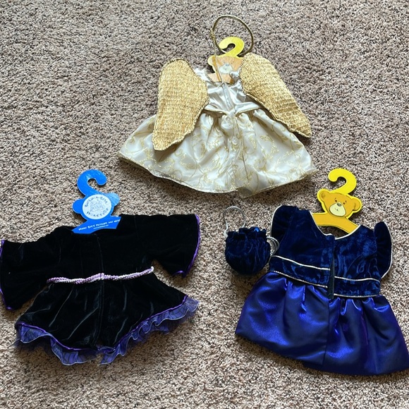 Build-A-Bear Girl’s Halloween Lot - Picture 8 of 8